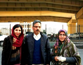 با پایان مرخصی؛ عبدالفتاح سلطانی به زندان اوین بازگشت