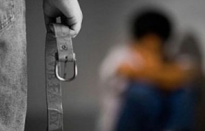 دانش‌آموزان مدرسه‌ای در مشهد با کمربند تنبیه شدند