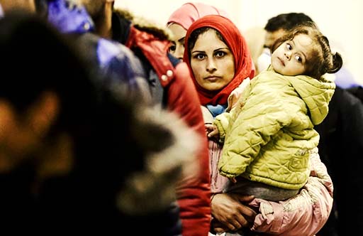 جهان مردسالار در مورد زنان پناه‌جو هارتر است