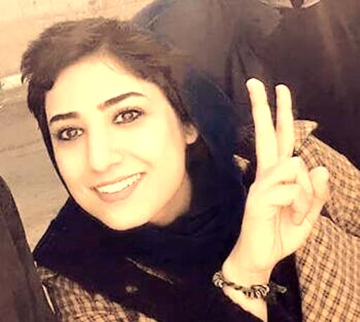 ۱۸ ماه حبس، حکم نهایی آتنا فرقدانی