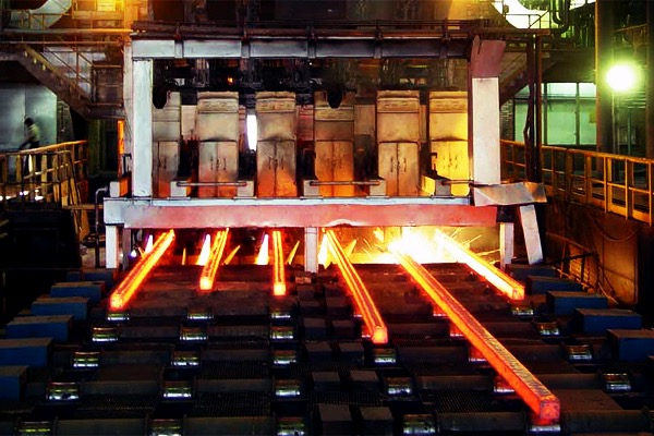 تعطیلی ۱۵ کارخانه آهن و فولاد در سال گذشته به‌دلیل رکود