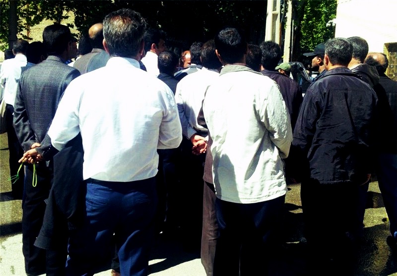 ادامه اعتراضات پرسنل شرکتی مخابرات مشهد