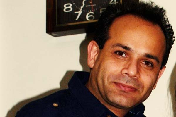 افشین سید احمد برای اجرای حکم به زندان اوین منتقل شد