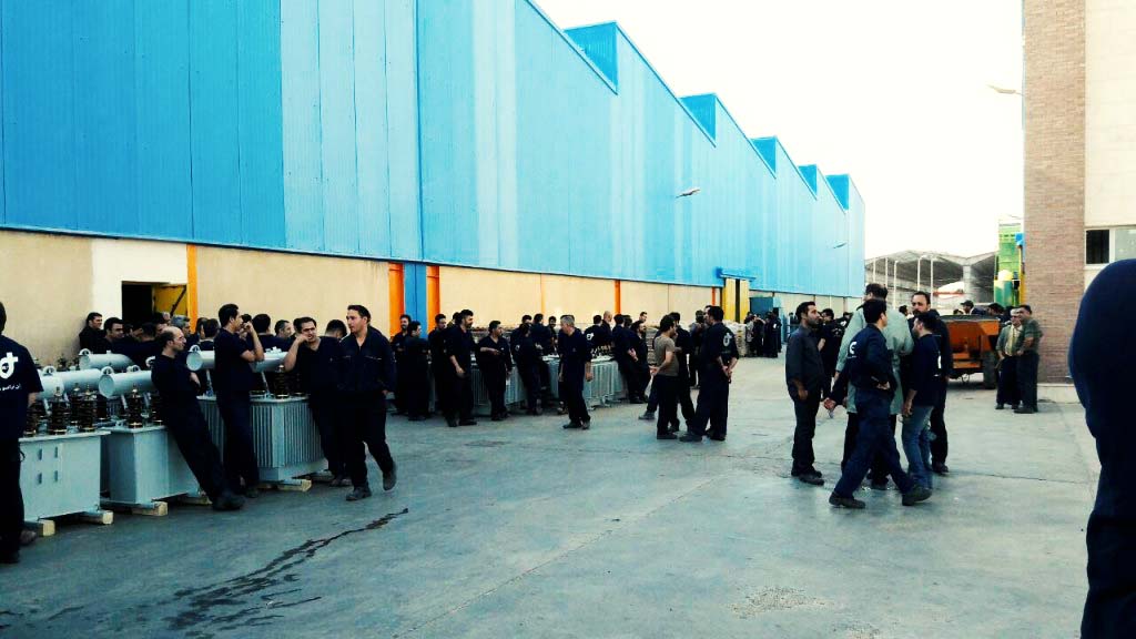 زنجان؛ تحصن ۵۰۰ نفر از کارگران ایران ترانسفو