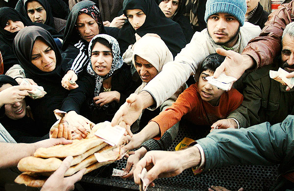 نماینده وزارت بهداشت: ۳۰ درصد مردم ایران نان خوردن ندارند و گرسنه‌اند