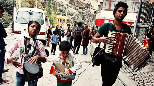 انتقاد یک نهاد خیریه از طرح وزارت کار ایران برای جمع‌آوری کودکان