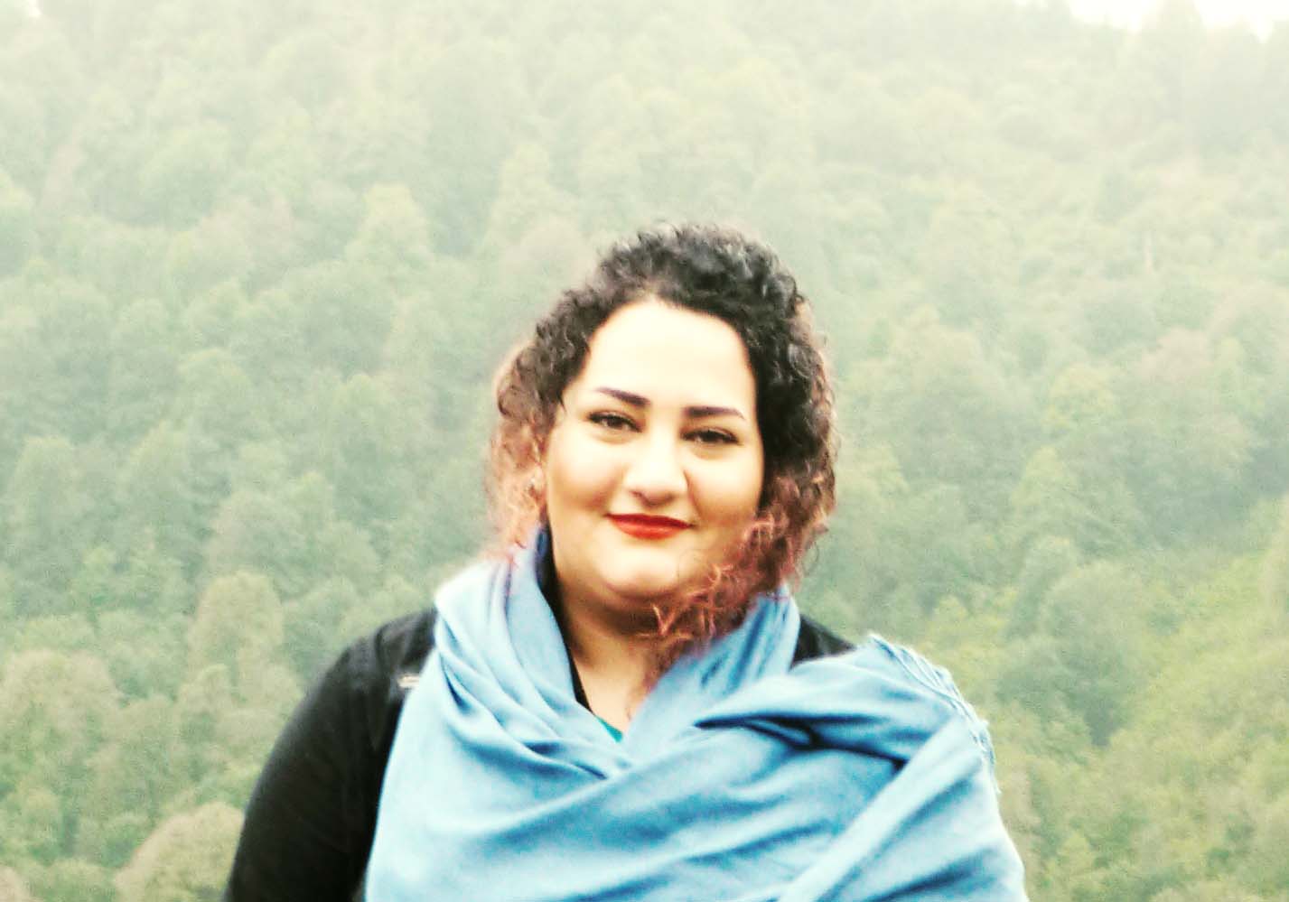 آتنا دائمی از زندان اوین: «در این انتخابات نمایشی شرکت نخواهم کرد»