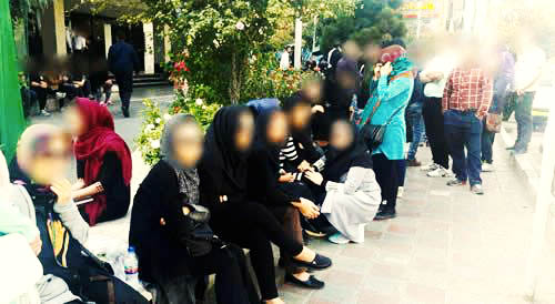 تجمع شاگردان محمدعلی طاهری در مقابل بیمارستان بقیه الله در فضای امنیتی/ نوشتن نامه به دفتر سازمان ملل در تهران
