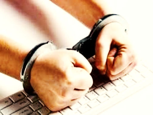 بازداشت یک شهروند دزفولى به اتهام انتشار عکس «مستهجن» در تلگرام